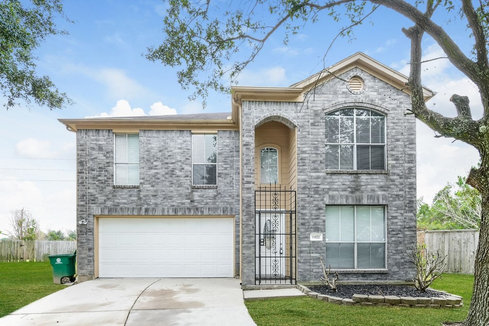 8402 Storm Creek Ct, Houston, TX 77088 - photo 1