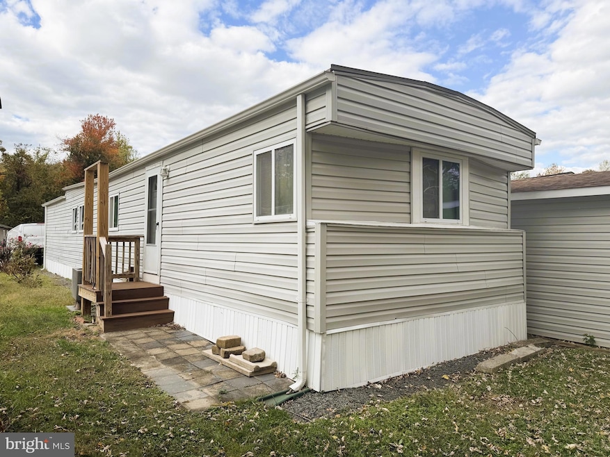 31 Courage Ln, Stafford, VA 22554 - photo 1