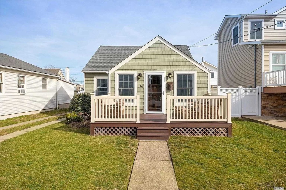 134 Bermuda St, Atlantic Beach, NY 11509 - photo 1