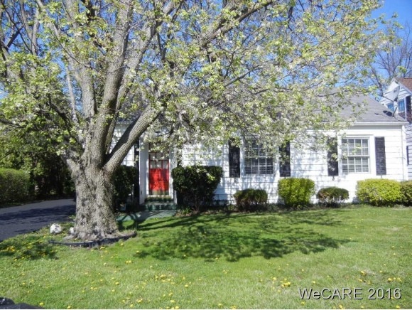 511 Fairfield Dr, Lima, OH 45805 - photo 1