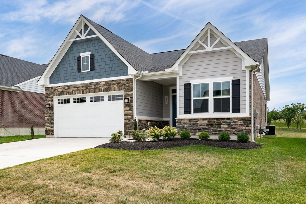 5877 Treeside Dr, Liberty Township, OH 45044 - photo 1