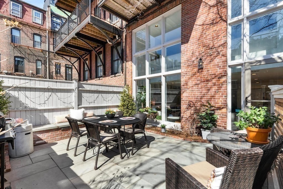 244 W Newton St unit 1, Boston, MA 02116 - photo 1