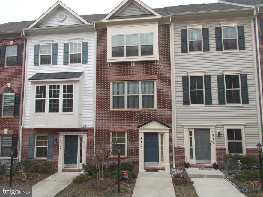 4532 Potomac Highlands Cir unit 89, Triangle, VA 22172 - photo 1