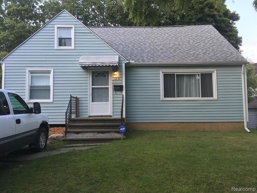 1810 Monteith St, Flint, MI 48504 - photo 1