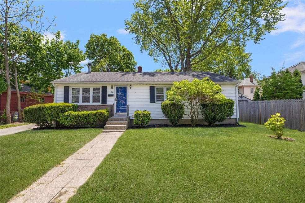 82 Marion Ave S, Cranston, RI 02905 - photo 1