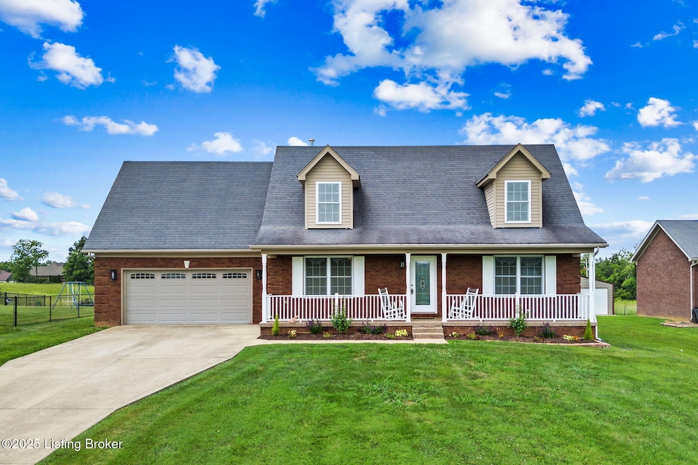 1431 Stringer Ln, Mount Washington, KY 40047 - photo 1