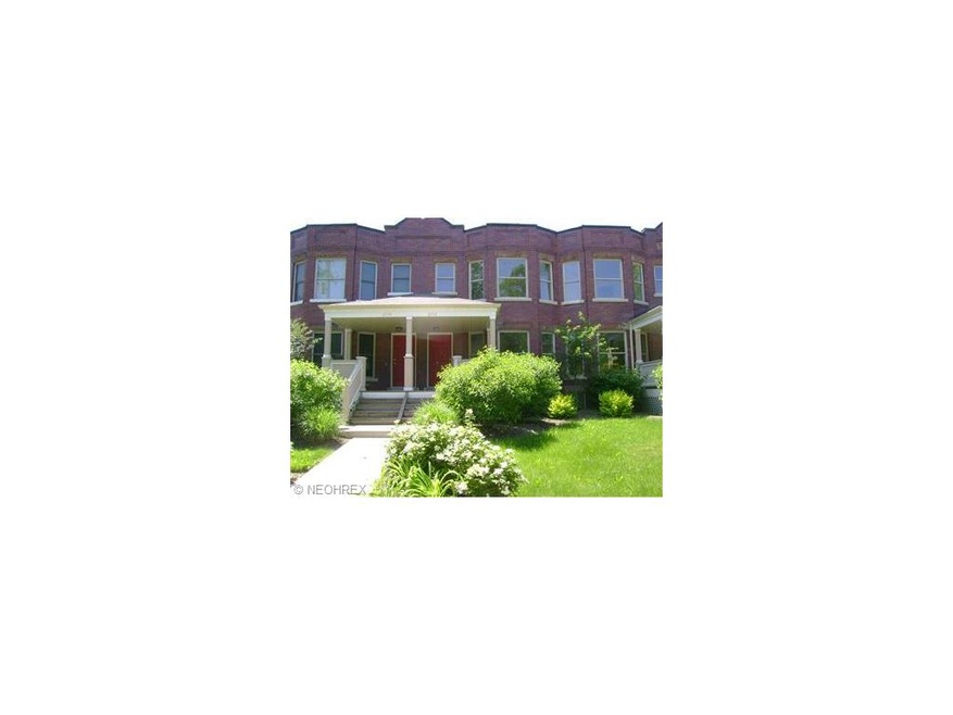Beautifully redone townhomes!