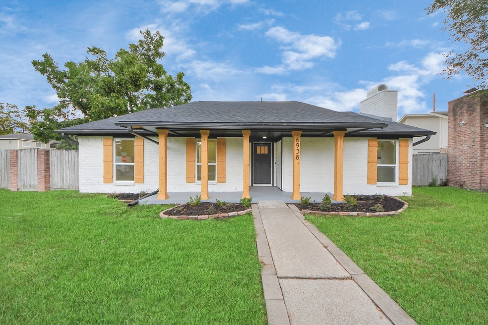 6938 Trail Valley Way, Houston, TX 77086 - photo 1