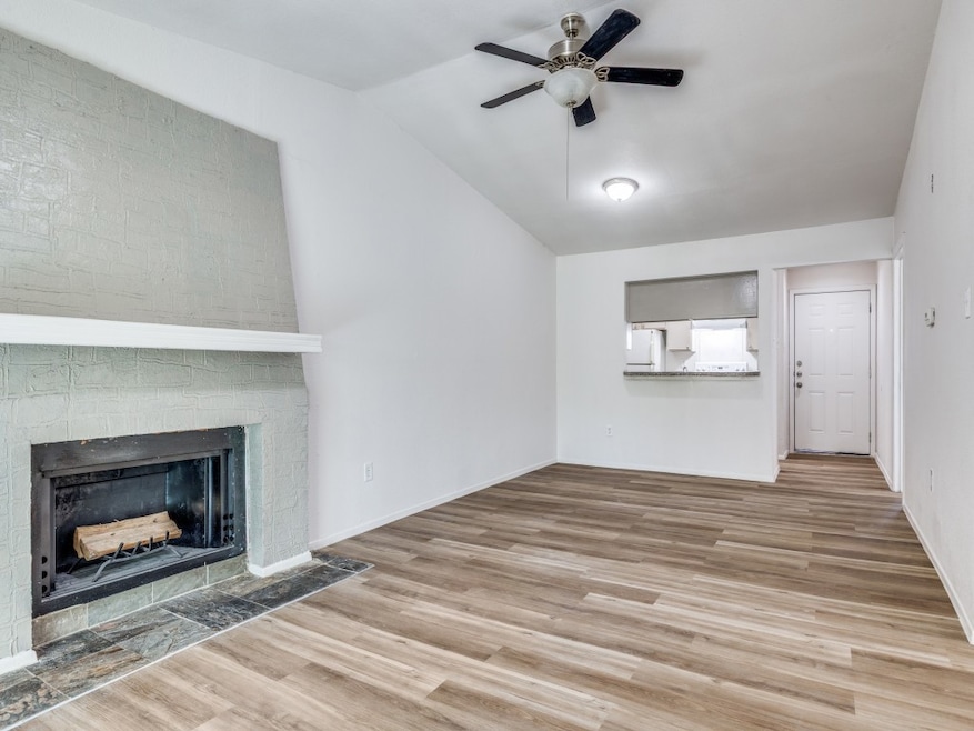 6050 Melody Ln unit 338, Dallas, TX 75231 - photo 1