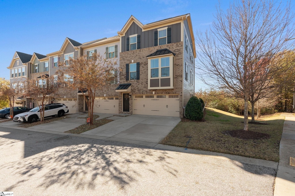 75 Itasca Dr, Greenville, SC 29609 - photo 1