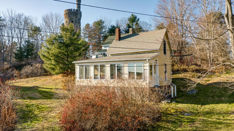 22 Harraseeket Rd, Freeport, ME 04032 - photo 1