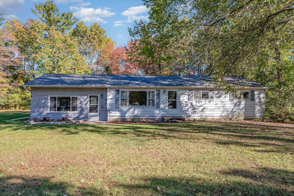 4512 W Wackerly St, Midland, MI 48640 - photo 1