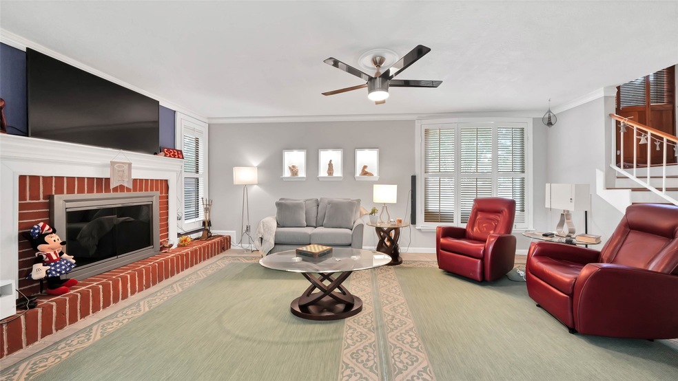 7399 Antoine Dr, Houston, TX 77088 - photo 1