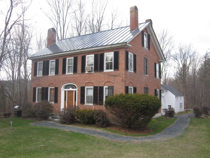 1171 Murphy's Rd, Hartford, VT 05059 - photo 1