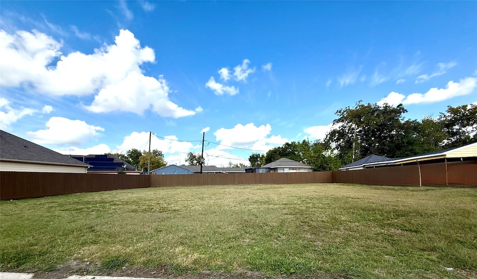 6709 Ilex St, Houston, TX 77087 - photo 1