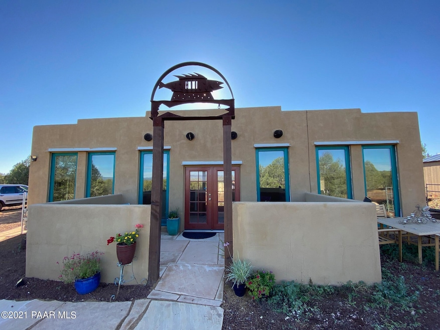 205 Park Ave, Ash Fork, AZ 86320 - photo 1