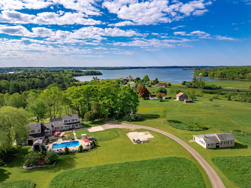 For Sale $995,000