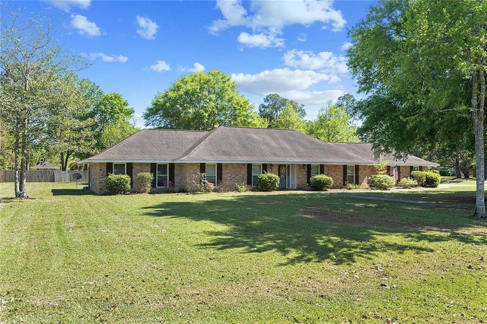 138 Rue Charlemagne, Slidell, LA 70461 - photo 1