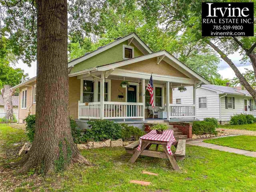 1518 Pierre St, Manhattan, KS 66502 - photo 1