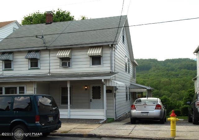107 W Ridge St, Lansford, PA 18232 - photo 1