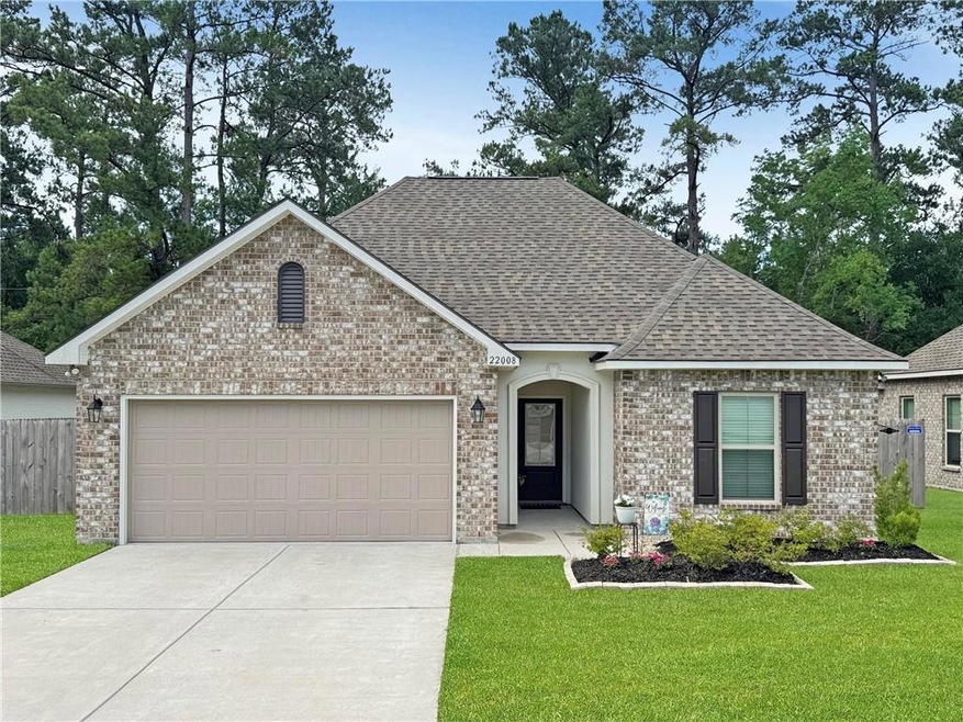 22008 Giselle Dr, Mandeville, LA 70471 - photo 1