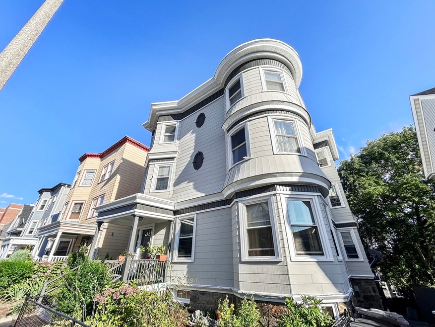 40 Robinson St unit 3, Dorchester, MA 02122 - photo 1