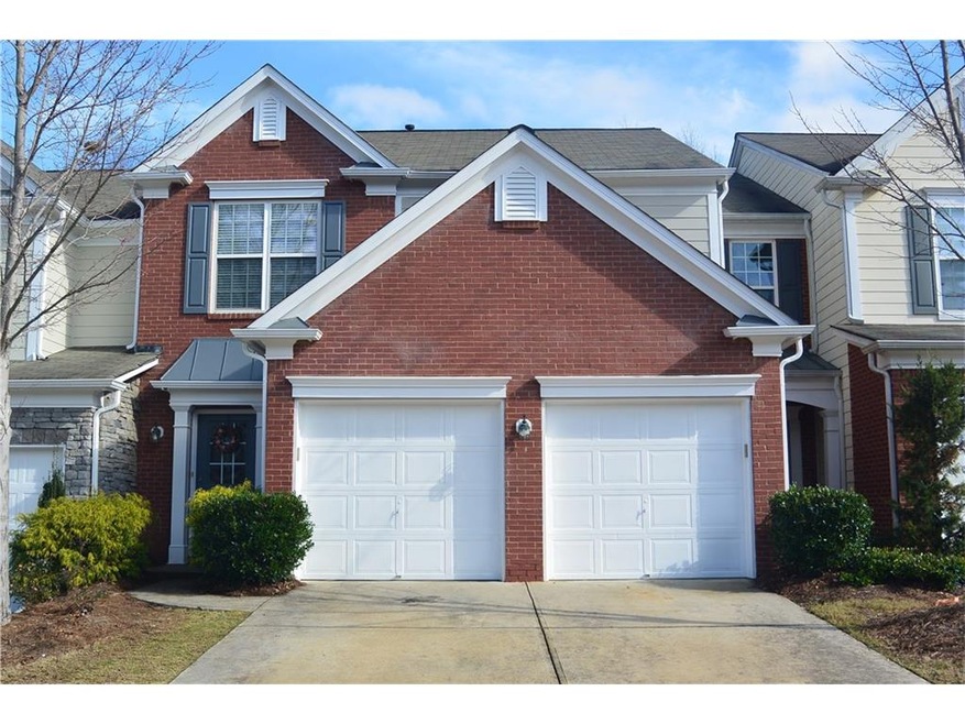 2122 Hailston Dr House Front