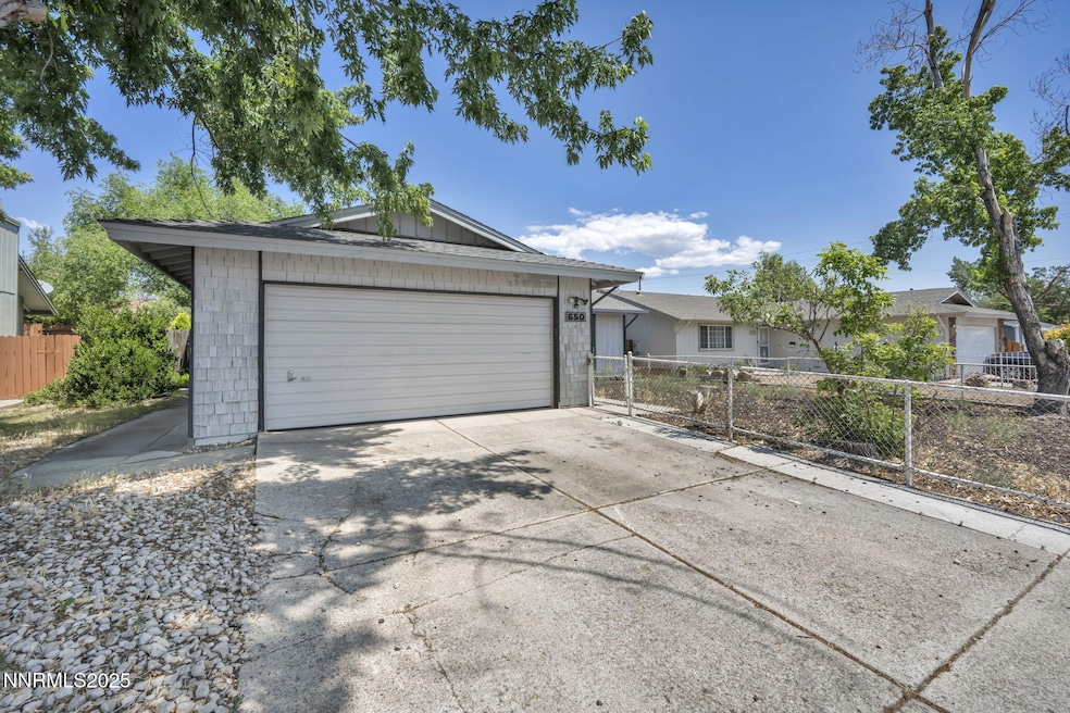 1-web-or-mls-650-e-york-way