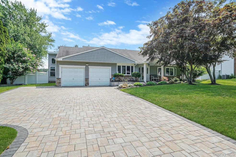 Sold $920,000 • Co-Listing Agent