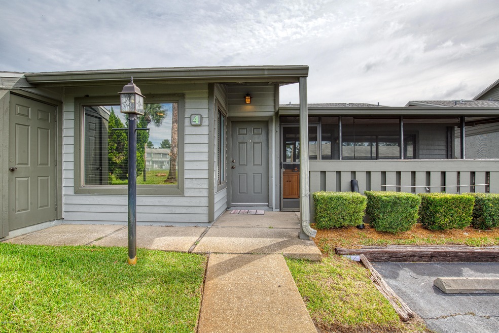 180LimewoodPlaceUnit4-5