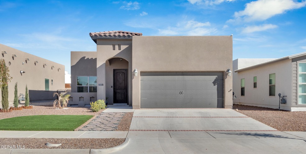 908 Tolworth St, Horizon City, TX 79928 - photo 1