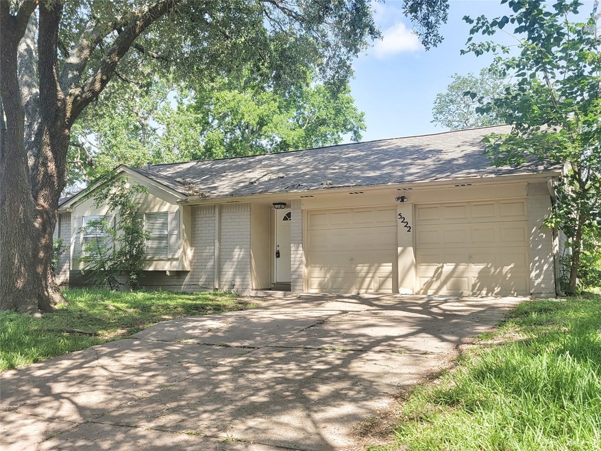 5222 Abercreek Ave, Friendswood, TX 77546 - photo 1