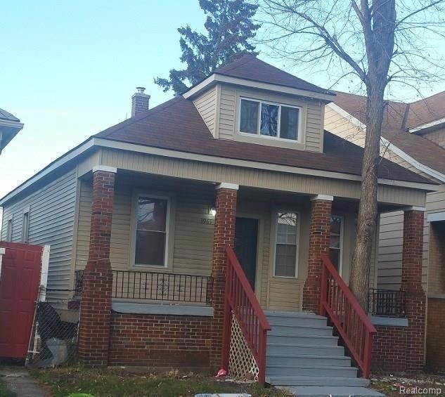 3969 Commor St, HamtraMcK, MI 48212 - photo 1