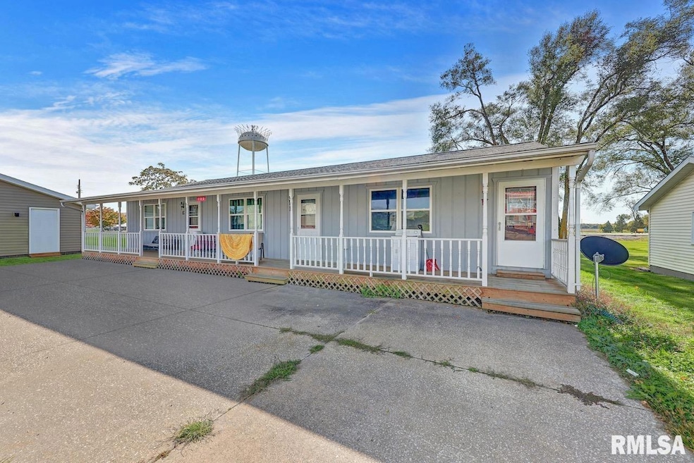 103 E 2nd St unit W, Glasford, IL 61533 - photo 1