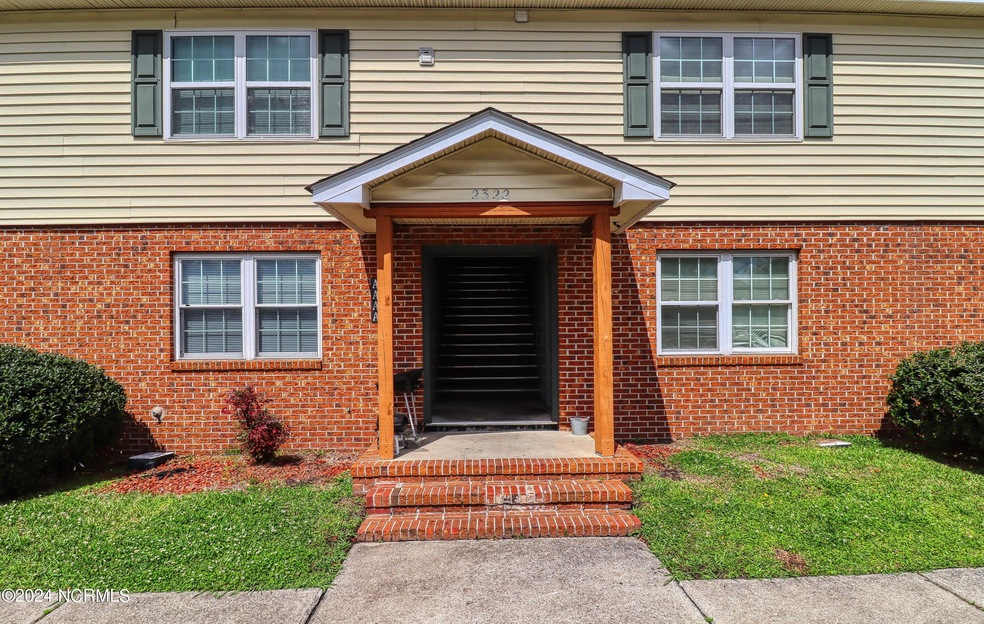 2322 Indian Dr unit A4, Jacksonville, NC 28546 - photo 1