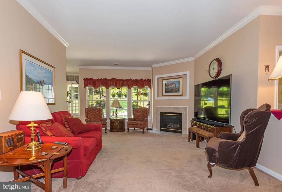 1009 Samantha Ln unit 102, Odenton, MD 21113 - photo 1