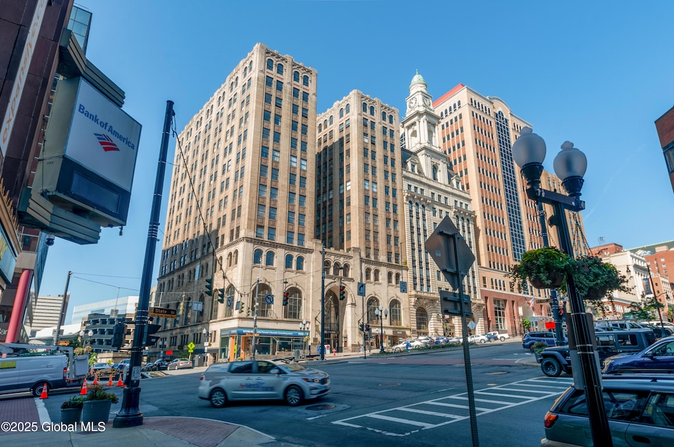 For Rent $1,909/month • Co-Listing Agent