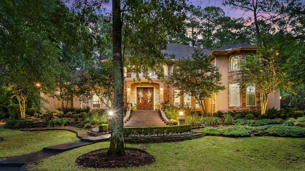 With such stunning curb appeal, this home leaves a first impression.