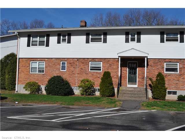 490 Oak Ave unit 41, Cheshire, CT 06410 - photo 1