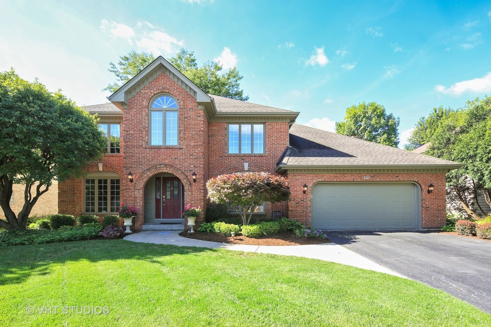 Wonderful curb appeal with 