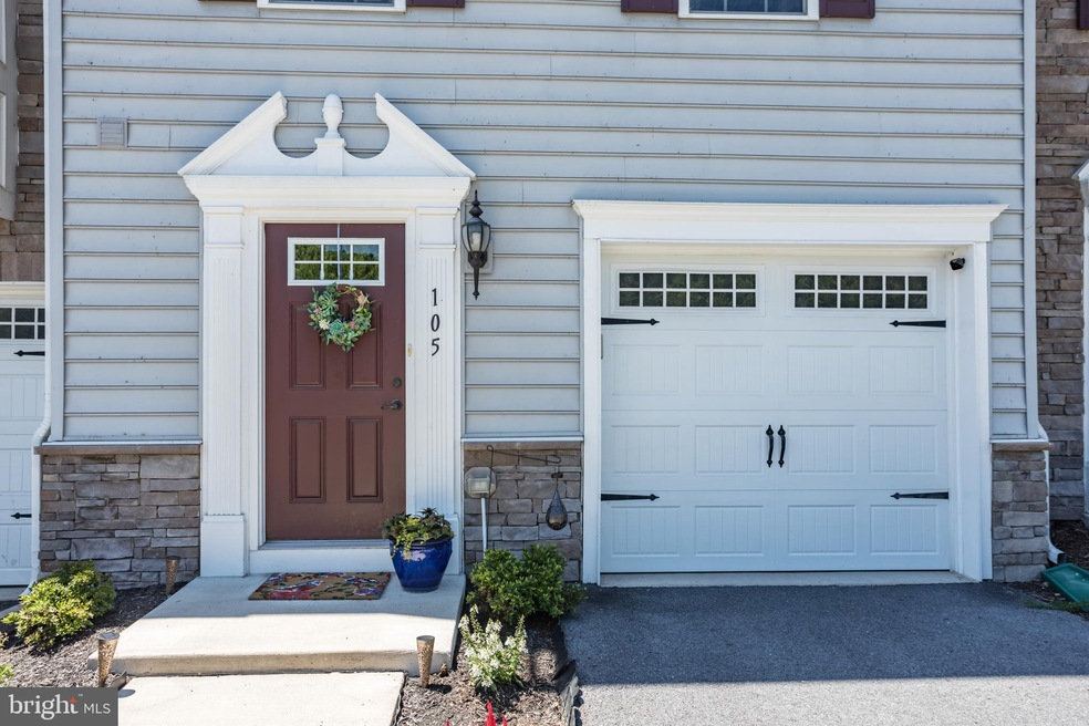 105 Trout Lily Dr, Lake Frederick, VA 22630 - photo 1