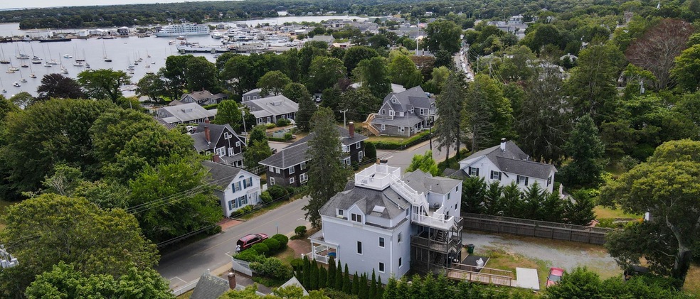 180 Main St unit 10, Vineyard Haven, MA 02568 - photo 1