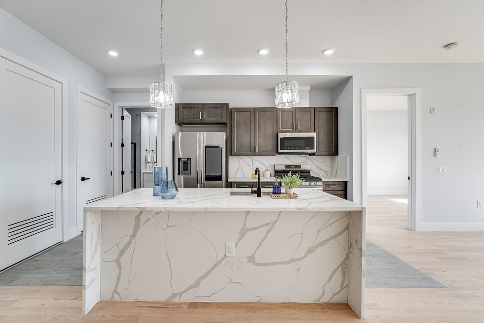 52 Cambridge Ave unit 27, Jersey City, NJ 07307 - photo 1