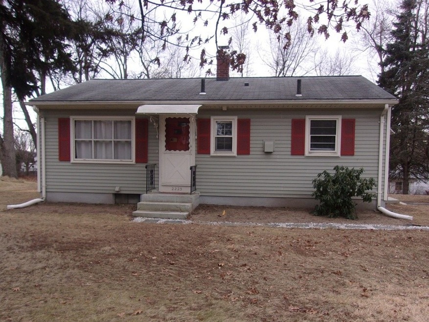 2223 Page Blvd, Indian Orchard, MA 01151 - photo 1