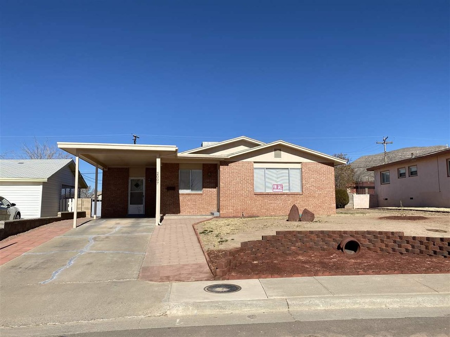 2007 Aspen Dr, Alamogordo, NM 88310 - photo 1