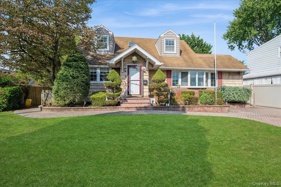 Sold $810,000 • Co-Listing Agent