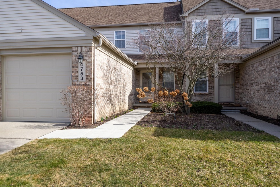 4753 Grove - EXT-5