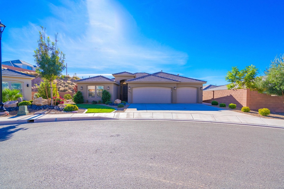 2822 Palm Cove Ave-003
