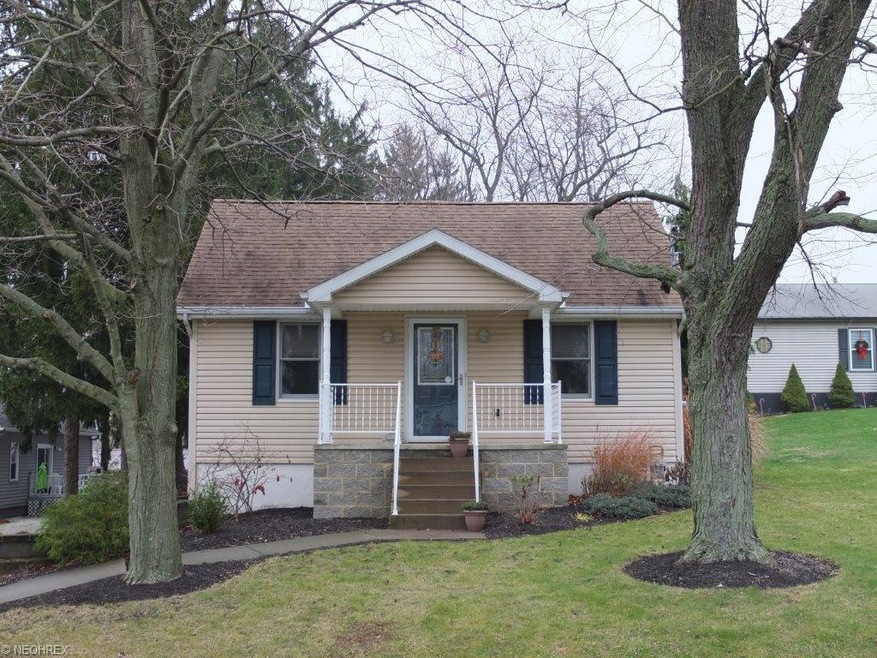 Super cute 3 bedroom, 2 full bath home with finish
