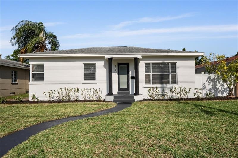 1031 16th St N, Saint Petersburg, FL 33705 - photo 1